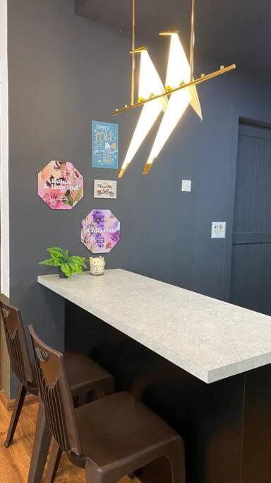 8Pax Cozy Home Stay Jazz Suites 1 Vivacity Kuching Sarawak 3Br エクステリア 写真