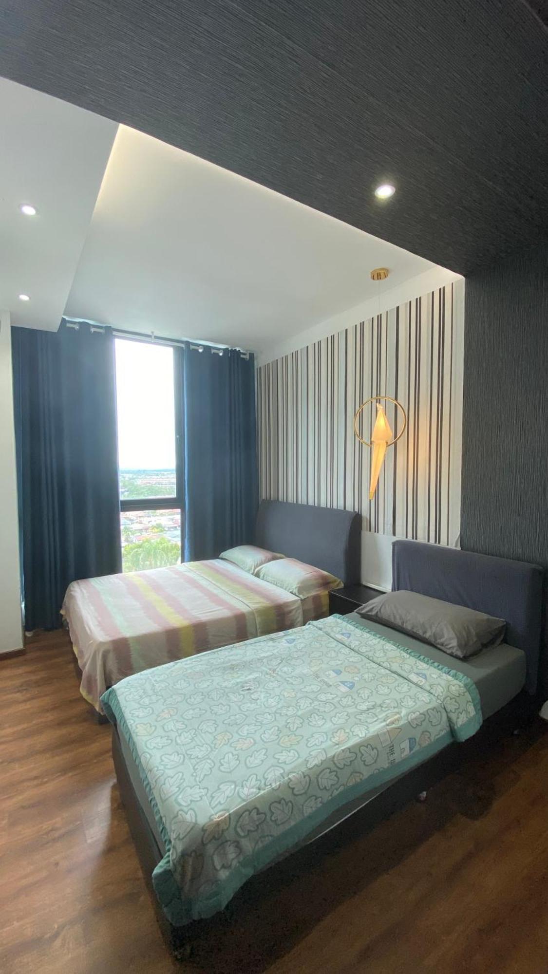 8Pax Cozy Home Stay Jazz Suites 1 Vivacity Kuching Sarawak 3Br エクステリア 写真
